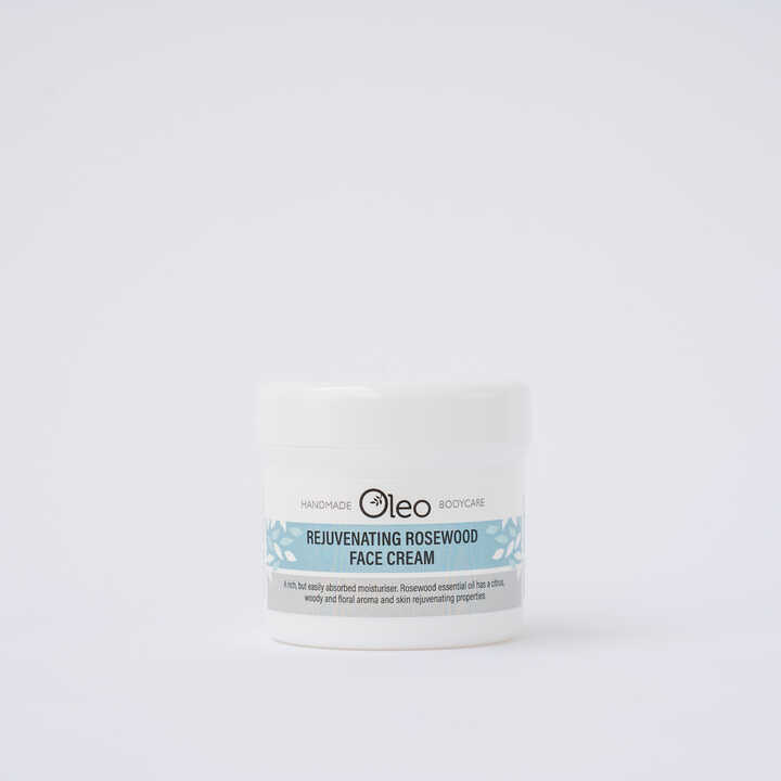 Oleo face skincare products