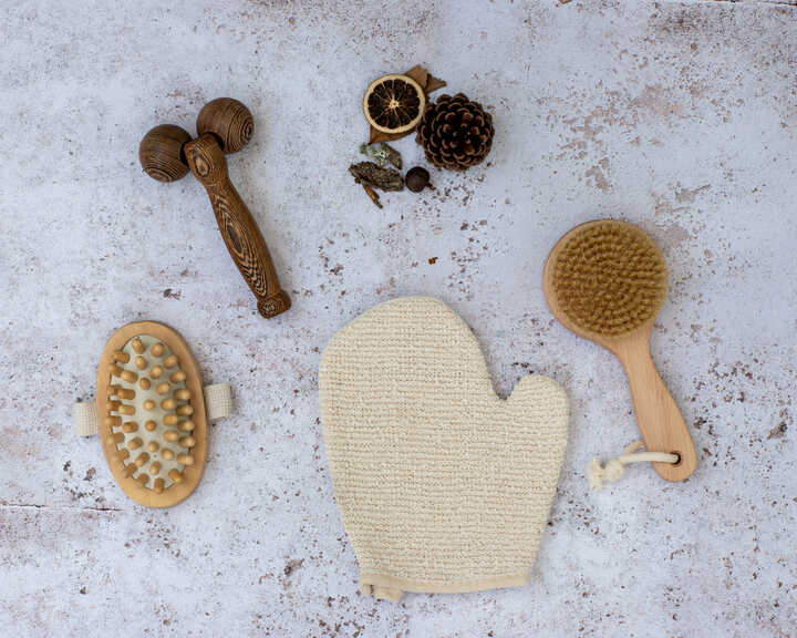Oleo Bodycare beauty and skincare accessories